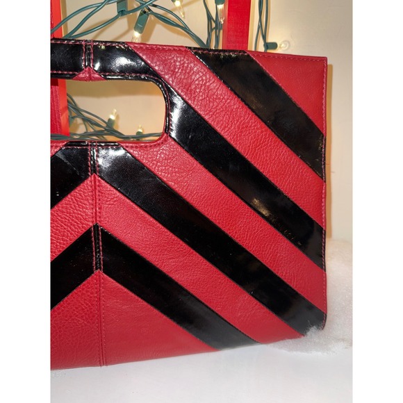 Cato Red Black Chevron Stripe Fold Over Clutch Handbag Bag - Picture 2 of 9
